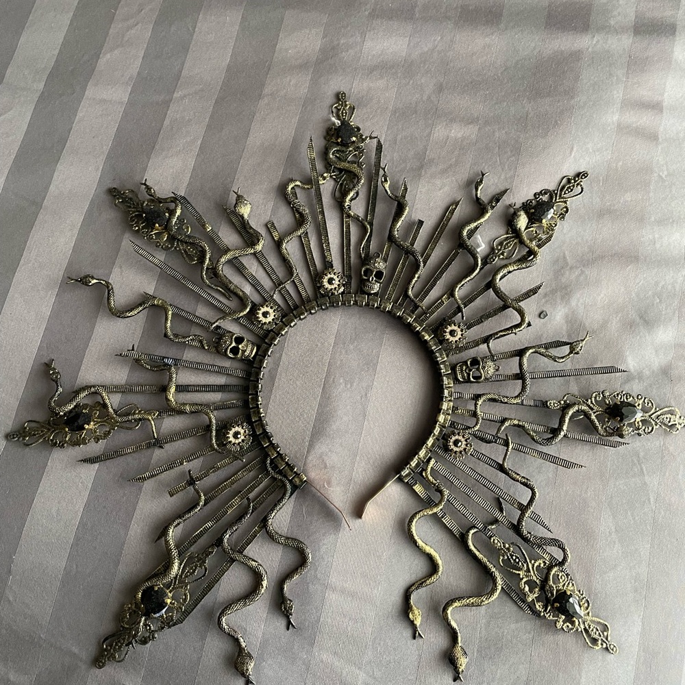 Handmade Medusa Crown Snake Headpiece